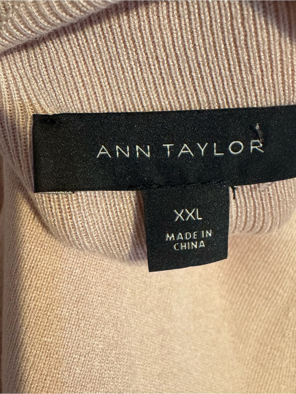 Ann Taylor Plus Dusty Pink Sleeveless Mock Neck Sweater - PLUS: 2X #11 - Picture 6 of 6